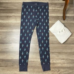 Old Navy Classic Thermal Print Leggings / Santa Hat & Cactus size Medium